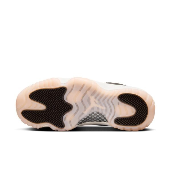 Air Jordan 11 Retro ‘Neapolitan’