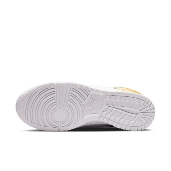 Nike Dunk Low SE ‘Silver Gold Metallic’