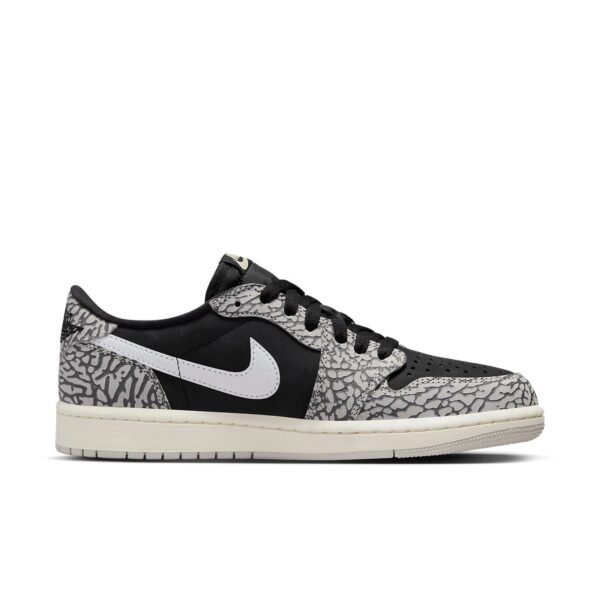 Air Jordan 1 Retro Low OG ‘Black Cement’