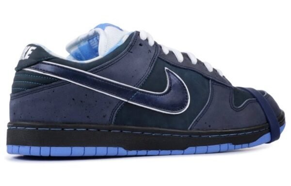Nike SB Dunk Low Premium ‘Blue Lobster’