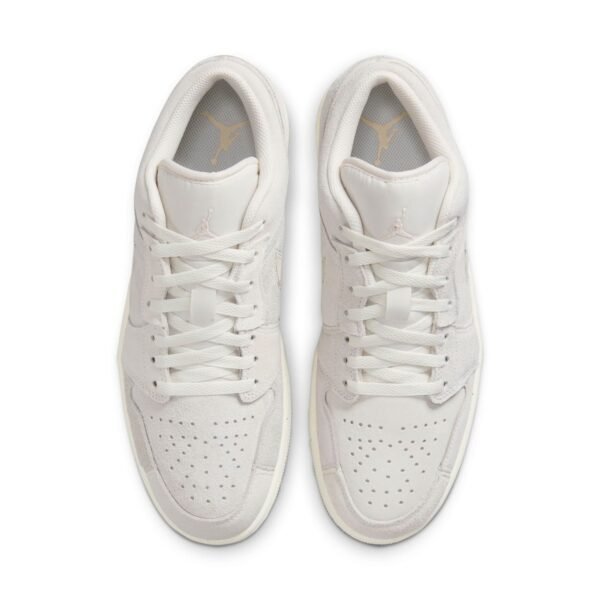 Air Jordan 1 Low SE Craft ‘Pale Ivory’