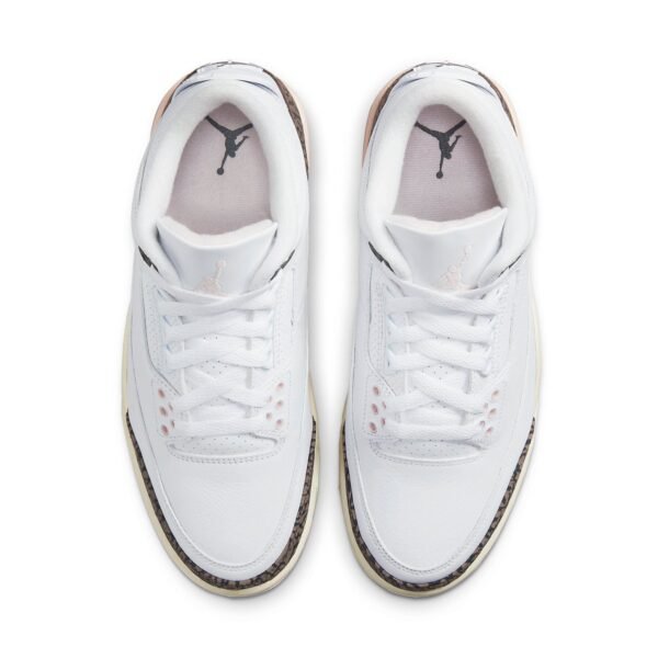 Air Jordan 3 Retro ‘Neapolitan’