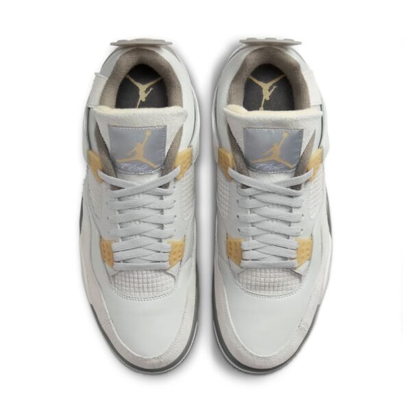 Air Jordan 4 Retro SE ‘Craft Photon Dust’