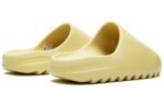 Adidas Yeezy Slide ‘Desert Sand’