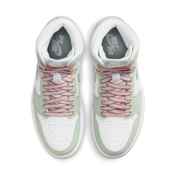 Air Jordan 1 Retro High OG ‘Seafoam’