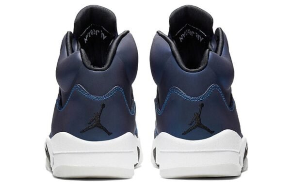 Air Jordan 5 Retro ‘Oil Grey’