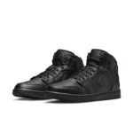 Air Jordan 1 Mid ‘Triple Black’