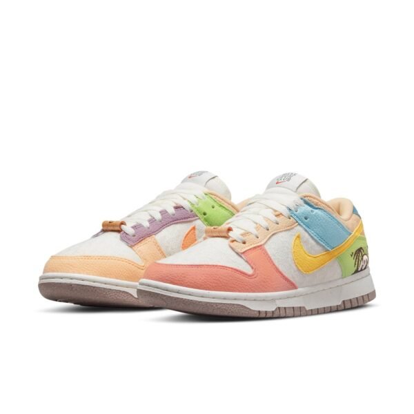 Nike Dunk Low SE ‘Sun Club’