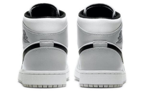 Air Jordan 1 Mid ‘Smoke Grey’