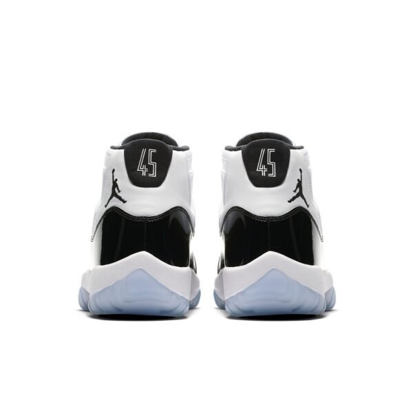 Air Jordan 11 Retro ‘Concord’