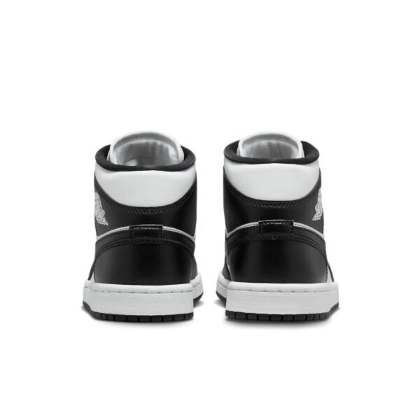 Air Jordan 1 Mid ‘Panda’
