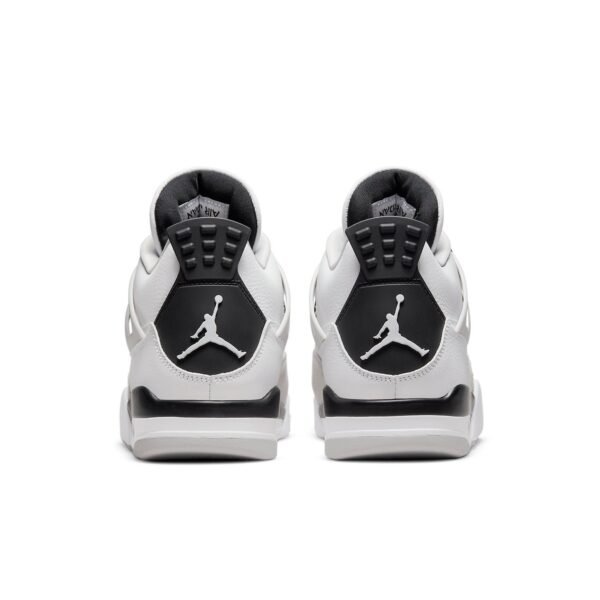 Air Jordan 4 Retro ‘Military Black’