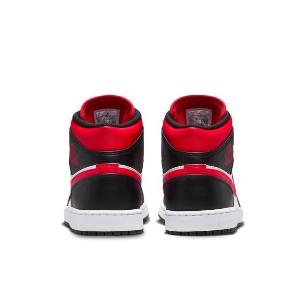 Air Jordan 1 Mid ‘Bred Toe’
