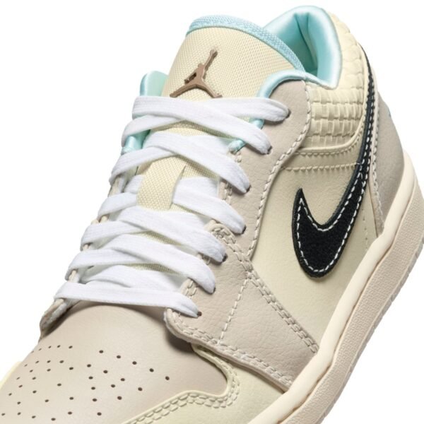 Air Jordan 1 Low SE ‘Sanddrift’